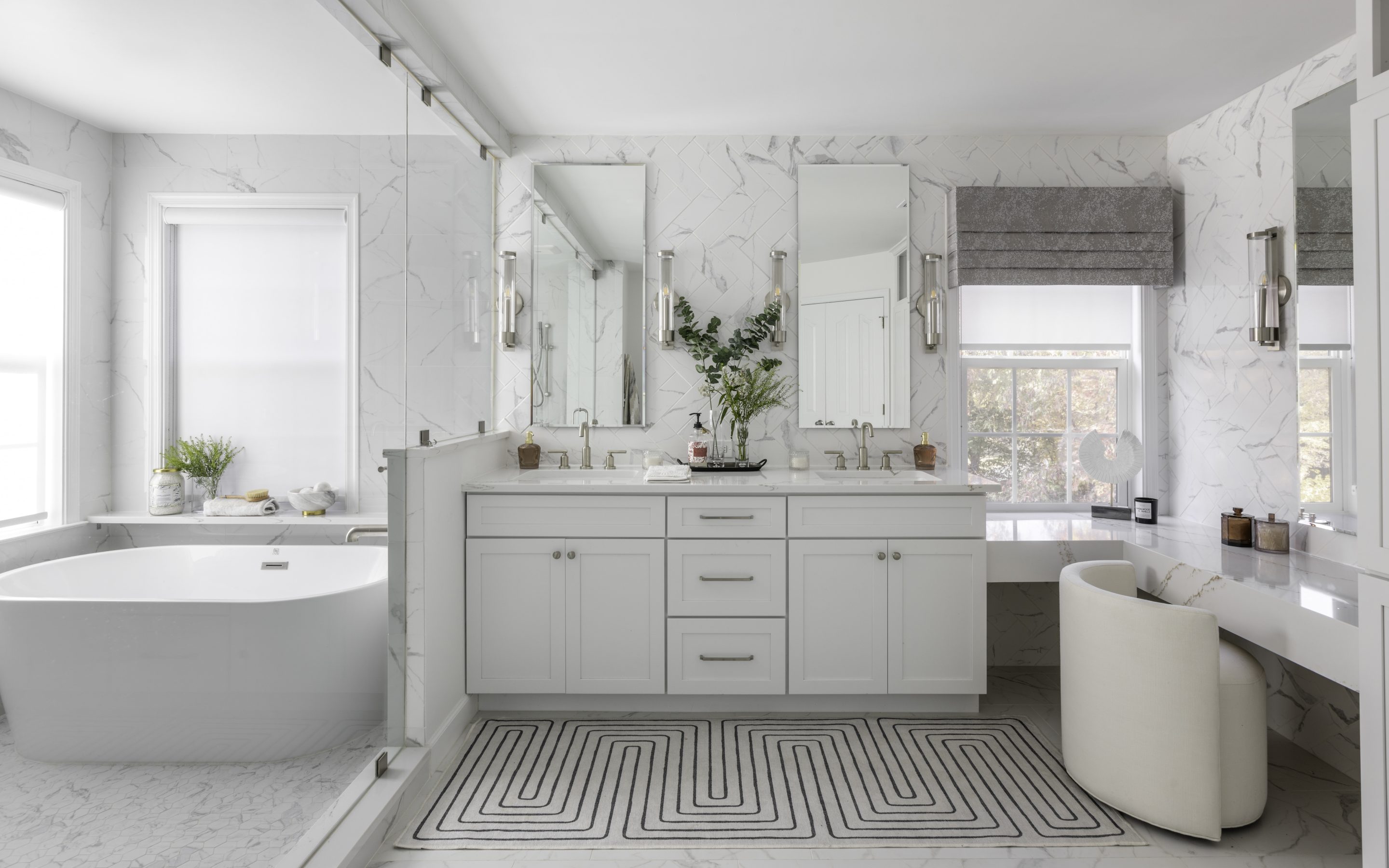 Bright and Elegant Primary Bath in Lorton