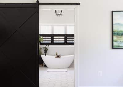 Modern Farmhouse in Haymarket